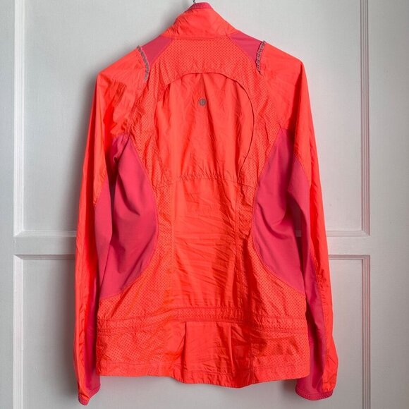 Lululemon Sz 4 Nothing But Run Reflective Jacket Water Resist EUC - Picture 2 of 10